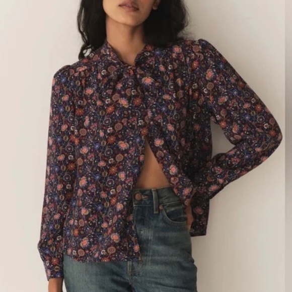 DOEN JOSSELINE TOP IN MIDNIGHT RIVIERA MEDALLION, brand new, without tags. - Picture 4 of 12